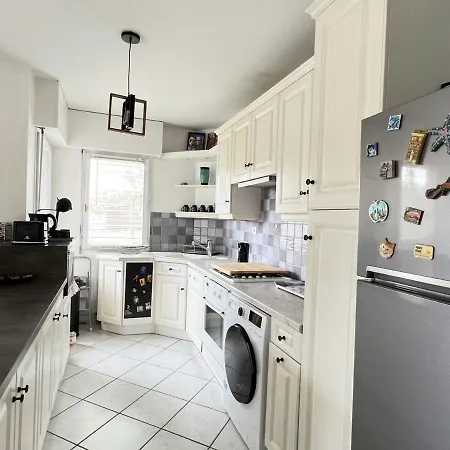 Apartmán Beau T3 Avec Vue Parc Et Dent Du Chat, Pour 3/4 Pers, Avec Terrasse Et Wifi - Fr-1-555-88 *